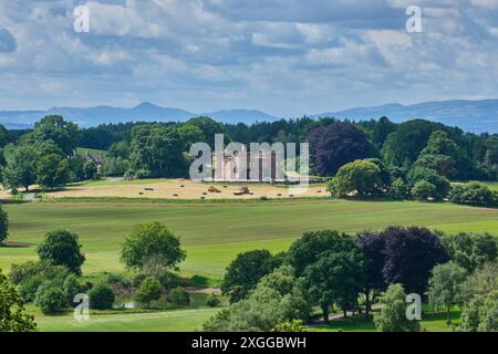 La citadelle vue depuis Hawkstone Follies, Hawkstone Park, Weston-under-Redcastle, Shrewsbury, Shropshire Banque D'Images