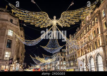 Anges lumières de Noël sur Regent Street, Londres, Royaume-Uni Banque D'Images