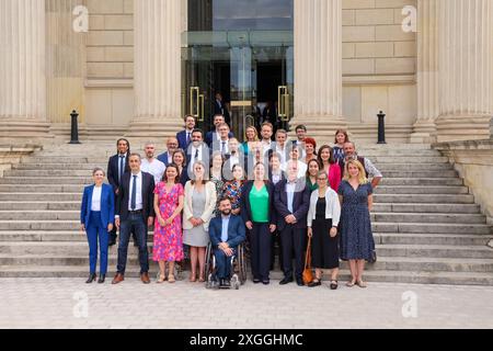 Marseille, France. 09 juillet 2024. Gilles Bader/le Pictorium - arrivée des députés à l'Assemblée nationale - 09/07/2024 - France/Provence-Alpes-Côte d'Azur/Marseille - arrivée des députés à l'Assemblée nationale, en particulier du groupe écologiste avec Sandrine Rousseau crédit : LE PICTORIUM/Alamy Live News Banque D'Images