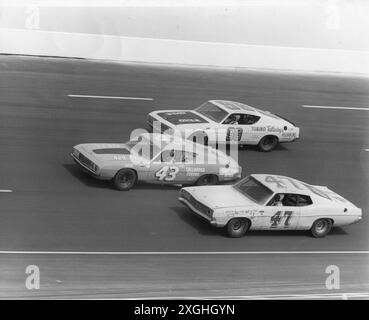 Sport, course automobile, course de stock car, États-Unis, années 1970, INFORMATIONS-AUTORISATION-DROITS-SUPPLÉMENTAIRES-NON-DISPONIBLES Banque D'Images