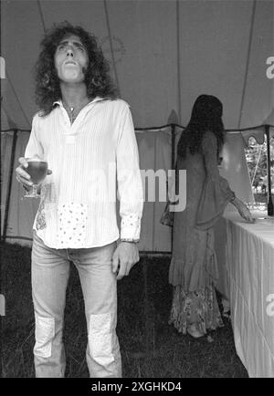 Roger Daltrey de The Who a posé lors d'un appel à la presse pour la soirée de lancement de l'album 'Who's Next' à Surrey, en Angleterre, le 15 juillet 1971 Banque D'Images