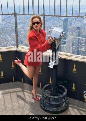 New York, États-Unis. 09 juillet 2024. Rita Ora visite l'Empire State Building pour célébrer la sortie prochaine de 'descendants : The Rise of Red' sur Disney à New York, NY, le 9 juillet 2024. (Photo par Efren Landaos/Sipa USA) crédit : Sipa USA/Alamy Live News Banque D'Images