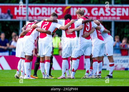 Oldebroek, pays-Bas. 09 juillet 2024. OLDEBROEK, 09-07-2024, Sportpark Bovenmolen, match amical, saison 2024/2025, football . Correspondance entre Ajax et STVV . Ajax avant le match crédit : Pro Shots/Alamy Live News Banque D'Images