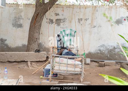 Scène de rue à Tadjourah, République de Djibouti, Afrique Banque D'Images