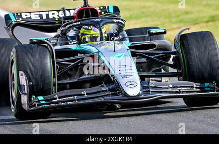 Towcester, Royaume-Uni. 07 juillet 2024. Lewis Hamilton, Mercedes, lors du Grand Prix de Grande-Bretagne de formule 1 Qatar Airways à Silverstone, Towcester, Northamptonshire, Royaume-Uni. Crédit : LFP/Alamy Live News Banque D'Images