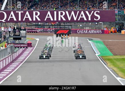 Towcester, Royaume-Uni. 07 juillet 2024. Le départ du Grand Prix de Grande-Bretagne de formule 1 Qatar Airways à Silverstone, Towcester, Northamptonshire, Royaume-Uni. Crédit : LFP/Alamy Live News Banque D'Images