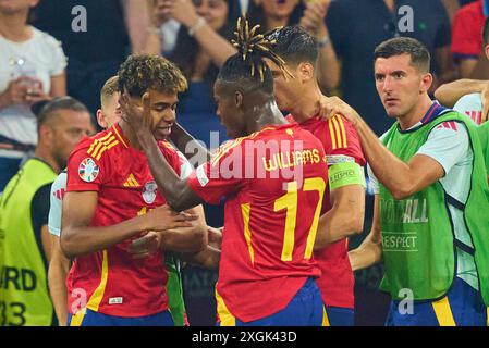 Munich, Allemagne. 09 juillet 2024. Lamine Yamal, ESP 19 célèbre son but, heureux, rire, célébration, 1-1dans le match de demi-finale ESPAGNE - FRANCE des Championnats d'Europe de l'UEFA 2024 le 9 juillet 2024 à Munich, Allemagne. Photographe : ddp images/STAR-images crédit : ddp Media GmbH/Alamy Live News Banque D'Images