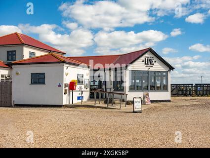 Le restaurant End of the Line sur le chemin de fer Romney, Hythe & Dymchurch à la fin de la ligne à Dungeness Banque D'Images