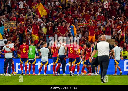 Munich, pays-Bas. 09 juillet 2024. MUNICH, PAYS-BAS - 9 JUILLET : Nacho Fernandez d'Espagne, Mikel Oyarzabal d'Espagne, Daniel Vivian d'Espagne, Martin Zubimendi d'Espagne, Marc Cucurella d'Espagne célébrant la victoire lors de la demi-finale de l'UEFA EURO 2024 entre l'Espagne et la France au Munich Football Arena le 9 juillet 2024 à Munich, pays-Bas. (Photo par Andre Weening/Orange Pictures) crédit : Orange pics BV/Alamy Live News Banque D'Images