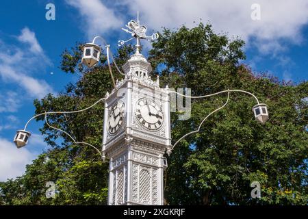 La tour de l'Horloge de Victoria au centre-ville de Victoria, Mahe, Seychelles, océan Indien. Banque D'Images