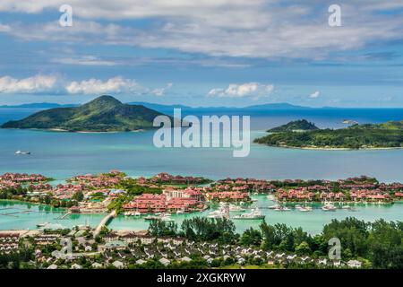 Eden Island Hotel and Marina, Victoria, Mahe, Seychelles, océan Indien. Banque D'Images