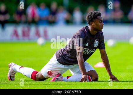 Oldebroek, pays-Bas. 09 juillet 2024. OLDEBROEK, 09-07-2024, Sportpark Bovenmolen, match amical, saison 2024/2025, football . Correspondance entre Ajax et STVV . Ajax playerJaydon Banel crédit : Pro Shots/Alamy Live News Banque D'Images