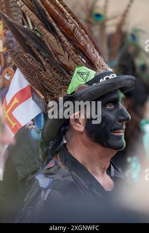 Les membres de l'Armaleggan Border Morris célèbrent avec musique et danse, les traditionnelles célébrations du 1er mai à Broad Street, Oxford Banque D'Images