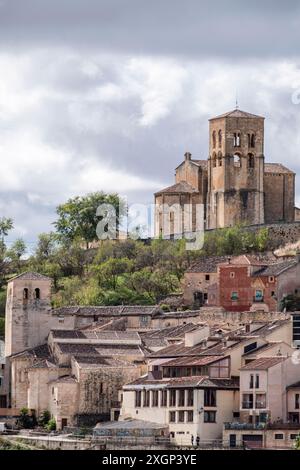 Église de El Salvador, roman castillan, Sepulveda., province de Ségovie, Espagne Banque D'Images