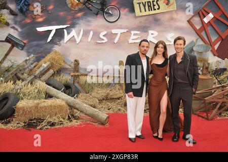 Anthony Ramos, Daisy Edgar-Jones et Glen Powell à l'avant-première du film européen 'Twisters', Cineworld Leicester Square, Leicester Square, lundi 08 Banque D'Images