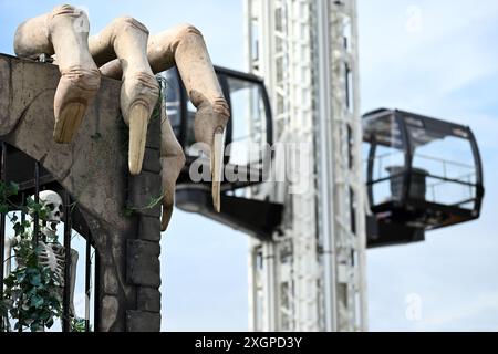 Duesseldorf, Allemagne. 10 juillet 2024. Le look Ride est situé sur le terrain de la Foire du Rhin de Düsseldorf. La Foire du Rhin à Düsseldorf a lieu du 12 au 21 juillet. Crédit : Federico Gambarini/dpa/Alamy Live News Banque D'Images