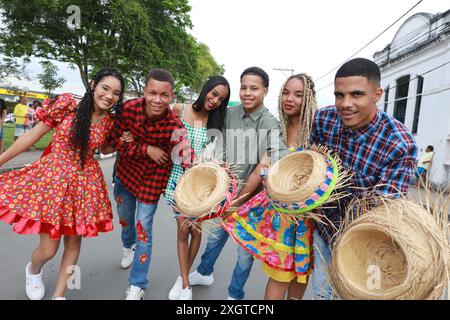 conceicao do almeida, bahia, brésil - 23 juin 2024 : les gens célèbrent les festivités de Sao Joao à Bahia. Banque D'Images