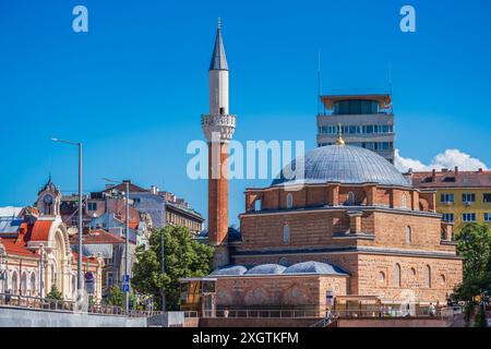 Mosquée Banya-Bashi, bâtiment ottoman à Sofia, la capitale de la Bulgarie Banque D'Images