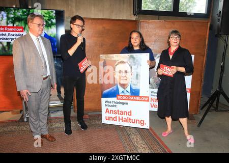 Präsentation der Wahlkampfkampanie der Linken in Thüringen zur Landtagswahl Erfurt, 10.07.2024 - Präsentation der Wahlkampfkampanie der Linken in Thüringen zur Landtagswahl im Zughafen in Erfurt Foto : Matthias Gränzdörfer Thüringen Allemagne *** présentation de l'entreprise de campagne du Parti de gauche en Thuringe pour les élections d'État Erfurt, 10 07 2024 présentation de l'entreprise de campagne du Parti de gauche de Thuringe pour l'élection de l'État dans le port ferroviaire d'Erfurt photo Matthias Gränzdörfer Thuringe Allemagne Copyright : xMatthiasxGränzdörferx Banque D'Images