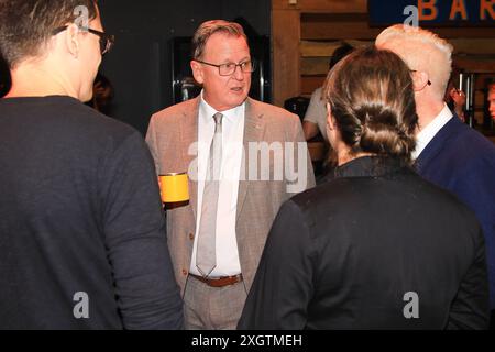 Präsentation der Wahlkampfkampanie der Linken in Thüringen zur Landtagswahl Erfurt, 10.07.2024 - Präsentation der Wahlkampfkampanie der Linken in Thüringen zur Landtagswahl im Zughafen in Erfurt Foto : Matthias Gränzdörfer Thüringen Allemagne *** présentation de l'entreprise de campagne du Parti de gauche en Thuringe pour les élections d'État Erfurt, 10 07 2024 présentation de l'entreprise de campagne du Parti de gauche de Thuringe pour l'élection de l'État dans le port ferroviaire d'Erfurt photo Matthias Gränzdörfer Thuringe Allemagne Copyright : xMatthiasxGränzdörferx Banque D'Images