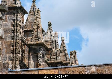 Pinnacles sur le dessus des contreforts sur Rosslyn Chapel Roslin, Midlothian Écosse Banque D'Images