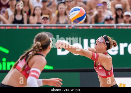 Vienne, Autriche. 10 juillet 2024. VIENNE, AUTRICHE - 10 JUILLET : Dorina Klinger d'Autriche lors du A1 Beachvolleyball Vienne au Heumarkt le 10 juillet 2024 à Vienne, Autriche.240709 SEPA 01 016 - 20240710 PD5528 crédit : APA-PictureDesk/Alamy Live News Banque D'Images