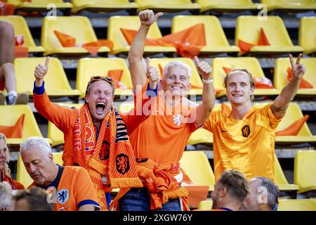 Dortmund - fans lors du match de demi-finale de l'UEFA EURO 2024 entre les pays-Bas et l'Angleterre au BVB Stadium Dortmund le 10 juillet 2024 à Dortmund, Allemagne. ANP KOEN VAN WEEL Banque D'Images