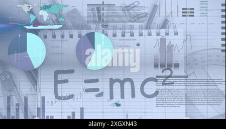 Image du traitement des données financières par rapport aux formules mathématiques Banque D'Images