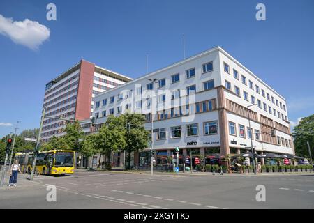 Europahaus und Deutschlandhaus, Stresemannstraße, Kreuzberg, Friedrichshain-Kreuzberg, Berlin, Deutschland *** Europahaus et Deutschlandhaus, Stresemannstraße, Kreuzberg, Friedrichshain Kreuzberg, Berlin, Allemagne Banque D'Images