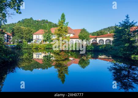 park Kurpark, Kurhaus, étang Bad Lauterberg im Harz Harz Niedersachsen, basse-Saxe Allemagne Banque D'Images