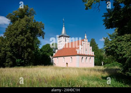 Église de Lenne-Park, parc national Unteres Odertal, Criewen, Uckermark, Brandebourg, Allemagne, Europe Banque D'Images