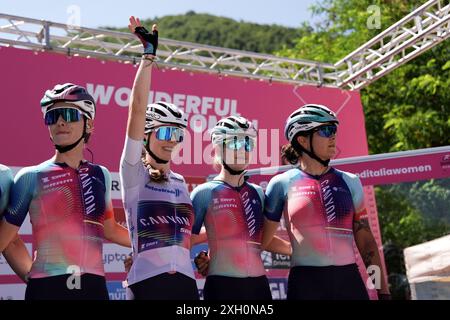 Frontone, Italie. 11 juillet 2024. Consonni Chiara (UAE Team ADQ) lors de la 5ème étape du Giro d'Italia Women, de Frontone à Foligno, Italie jeudi 11 juillet 2024. Sport - cyclisme . (Photo de Massimo Paolone/LaPresse) crédit : LaPresse/Alamy Live News Banque D'Images