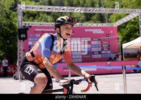 Frontone, Italie. 11 juillet 2024. Lors de la 5ème étape du Giro d'Italia Women, de Frontone à Foligno, Italie jeudi 11 juillet 2024. Sport - cyclisme . (Photo de Massimo Paolone/LaPresse) crédit : LaPresse/Alamy Live News Banque D'Images