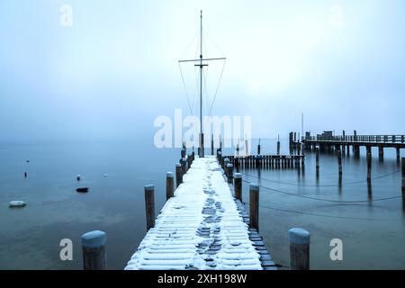 Matin glacial à Utting am Lake Ammer Banque D'Images