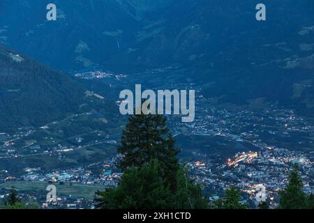 Vue de Hafling à Meran, Tyrol du Sud, tôt le matin Banque D'Images