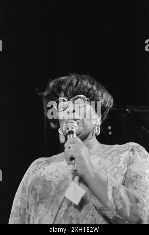 Ella Fitzgerald et le Count Basie Orchestra au salon de Provence festival de jazz en 1977 Banque D'Images