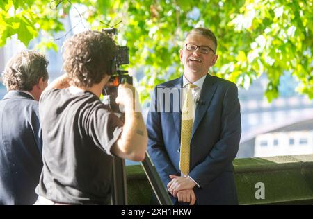 Londres, Angleterre, Royaume-Uni. 11 juillet 2024. Directeur général d'OFWAT, régulateur britannique de l'eau, DAVID BLACK est vu à Westminster après être apparu sur Sky News Breakfast show. (Crédit image : © Tayfun Salci/ZUMA Press Wire) USAGE ÉDITORIAL SEULEMENT! Non destiné à UN USAGE commercial ! Banque D'Images