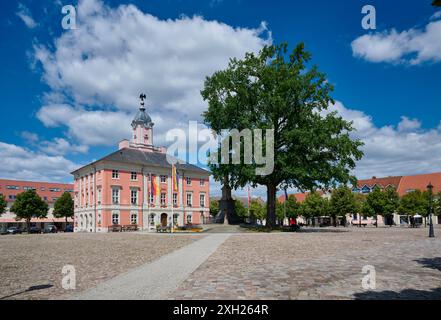 Place du marché et Hôtel de ville historique de Templin, Uckermark, Brandebourg, Allemagne, Europe Banque D'Images