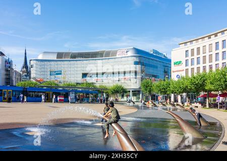 Kassel : Square Königsplatz, fontaine à Nordhessen, Hessen, Hesse, Allemagne Banque D'Images