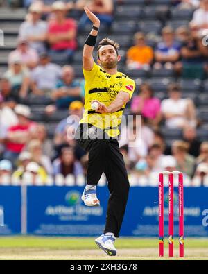 Cheltenham, Royaume-Uni, 11 juillet 2024. Matt Taylor du Gloucestershire lors du match T20 Vitality Blast entre le Gloucestershire et le Middlesex. Crédit : Robbie Stephenson/Gloucestershire Cricket/Alamy Live News Banque D'Images