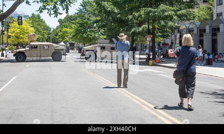 Washington DC, 11 juillet 2024, États-Unis : les photographes sans références officielles de l'OTAN essaient d'obtenir n'importe quel type d'images de sécurité à proximité du Sommet de l'OTAN Banque D'Images