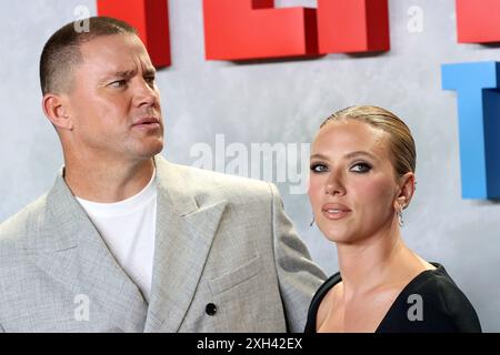 Madrid, Espagne. 11 juillet 2024. Madrid Espagne ; 07/11/2024.- Scarlett Johansson et Channing Tatum présentent 'Fly me to the Moon' lors d'un appel photo à Matadero de Madrid. L'astronaute espagnol Pedro Duque les accompagne. Crédit : Juan Carlos Rojas/dpa/Alamy Live News Banque D'Images