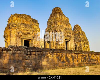 Temple pré Rup, un temple hindou à Angkor construit en 961 pour le roi Khmer Rajendravarman de latérite et de grès, Cambodge. Banque D'Images