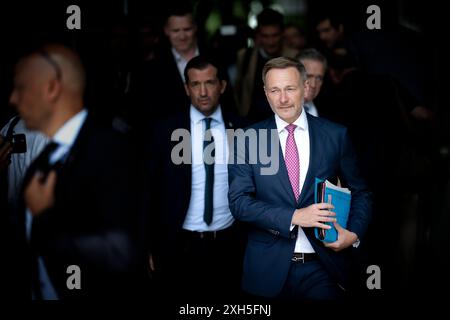 Christian Lindner - Bundeshaushalt 2025 DEU, Deutschland, Allemagne, Berlin, 05.07.2024 Christian Lindner , Bundesfinanzminister FDP nach der Bundespressekonferenz zum Thema Bundeshaushalt 2025 in Berlin Deutschland en: Christian Lindner , ministre fédéral des Finances FDP après la conférence de presse fédérale sur le plan budgétaire fédéral 2025 à Berlin Allemagne . *** Christian Lindner Bundeshaushalt 2025 DEU, Deutschland, Allemagne, Berlin, 05 07 2024 Christian Lindner , ministre fédéral des Finances FDP après la conférence de presse fédérale sur le plan budgétaire fédéral 2025 à Berlin GE Banque D'Images