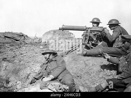 L'équipage de MITRAILLEUSES VICKERS lors de la bataille de Menin Road Ridge sur le saillant d'Ypres, Flandre occidentale, Belgique, le 21 septembre 1917 Banque D'Images