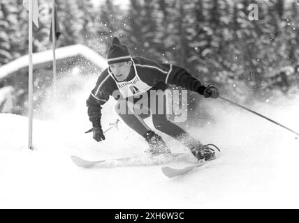 Course Hahnenkamm à Kitzbühel 24.01.1965. Slalom masculin Jean Claude Killy (FRA). [traduction automatique] Banque D'Images