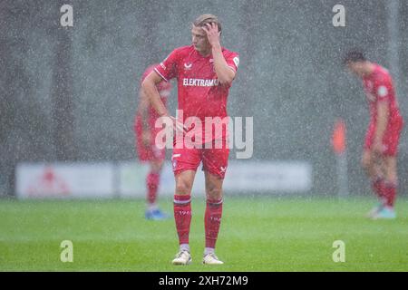 Delden, pays-Bas. 12 juillet 2024. DELDEN, PAYS-BAS - 12 JUILLET : SEM Steijn du FC Twente a été déçu lors du match amical d'avant-saison entre le FC Twente et le FC Nordsjaelland à Rood Zwart le 12 juillet 2024 à Delden, pays-Bas. (Photo de René Nijhuis/Orange Pictures) crédit : Orange pics BV/Alamy Live News Banque D'Images
