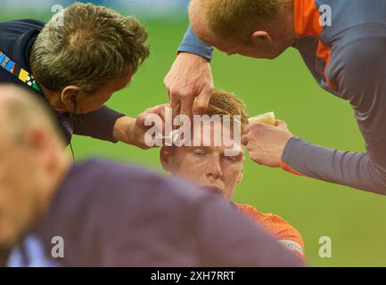 Jerdy Schouten, NL 24 avec blessure à la tête dans le match de demi-finale PAYS-BAS - ANGLETERRE 1-2 des Championnats d'Europe de l'UEFA 2024 le 10 juillet 2024 à Dortmund, Allemagne. Photographe : Peter Schatz Banque D'Images