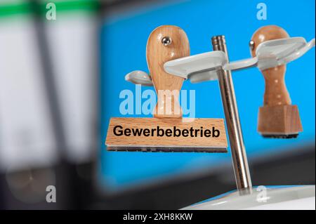 Gewerbebetrieb Ein Holzstempel ist beschriftet mit dem Aufdruck Gewerbebetrieb *** entreprise commerciale Un timbre en bois est étiqueté avec l'empreinte GE Banque D'Images