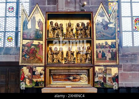 Deocarus-Altar, église Lawrence (Lorenzkirche) à Nuremberg, Bavière, Allemagne. L'église gothique appartient à l'église évangélique luthérienne de B. Banque D'Images